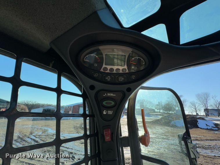 image for item DO0237 2018 Bobcat T870 tracked skid steer loader