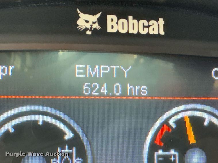 image for item DO0237 2018 Bobcat T870 tracked skid steer loader