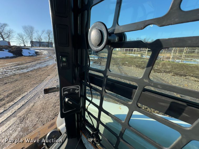 image for item DO0237 2018 Bobcat T870 tracked skid steer loader