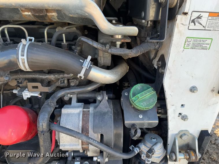 image for item DO0237 2018 Bobcat T870 tracked skid steer loader