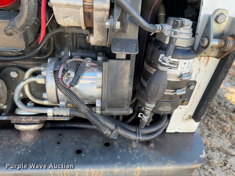 image for item DO0237 2018 Bobcat T870 tracked skid steer loader