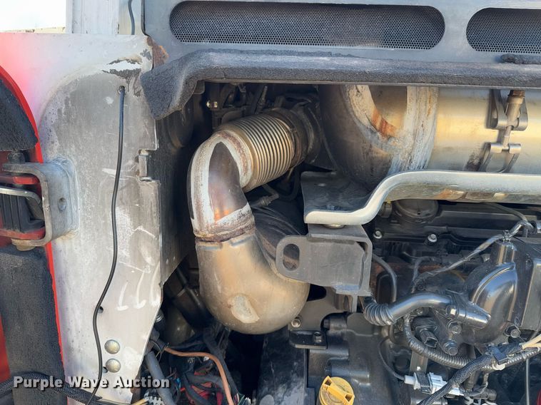 image for item DO0237 2018 Bobcat T870 tracked skid steer loader