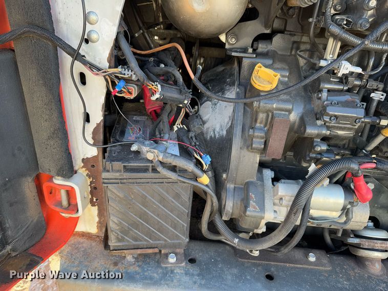 image for item DO0237 2018 Bobcat T870 tracked skid steer loader