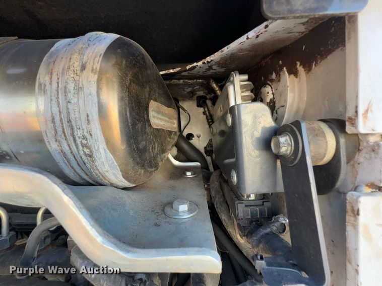 image for item DO0237 2018 Bobcat T870 tracked skid steer loader