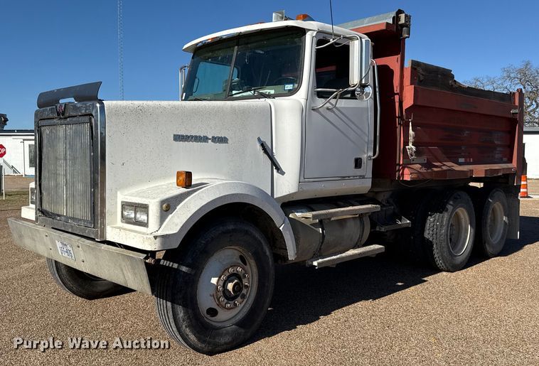image for item DO2587 1997 Western Star 4964FX dump truck