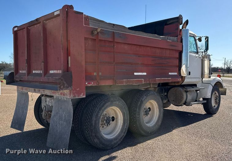 image for item DO2587 1997 Western Star 4964FX dump truck