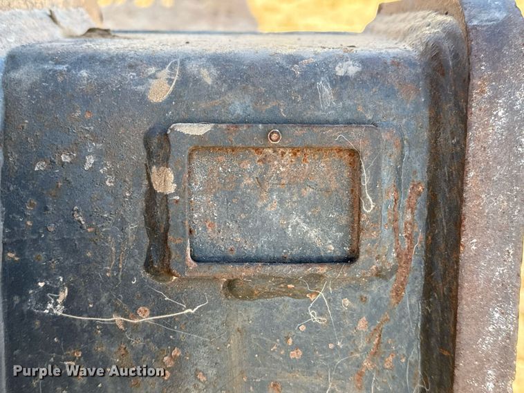 image for item DO2588 2017 Case CX210D excavator