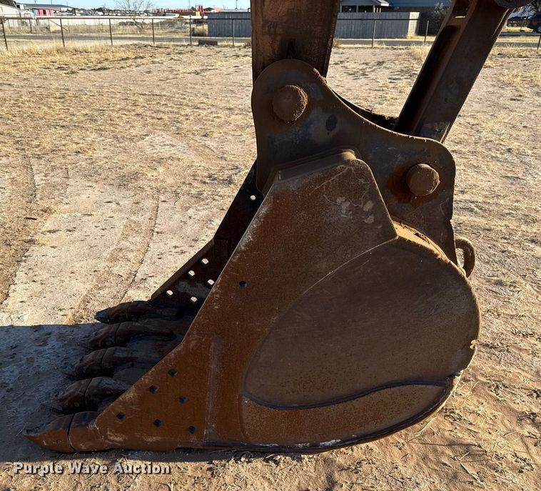 image for item DO2588 2017 Case CX210D excavator