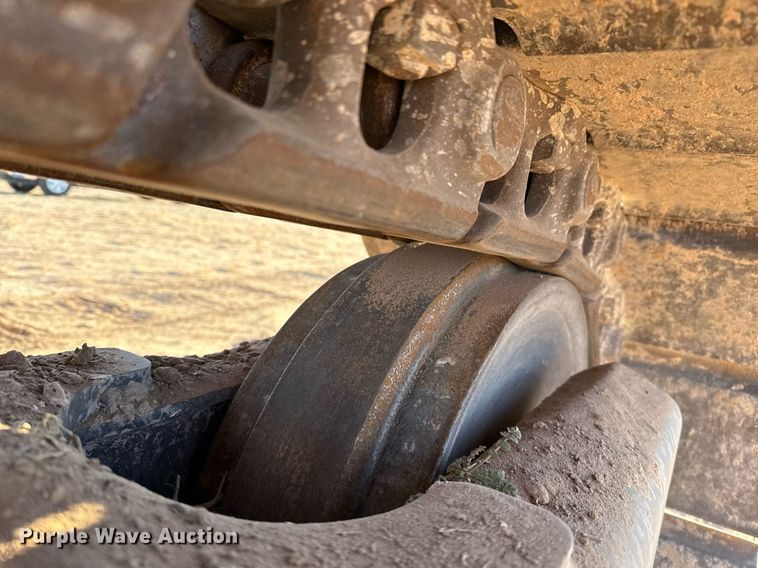 image for item DO2588 2017 Case CX210D excavator