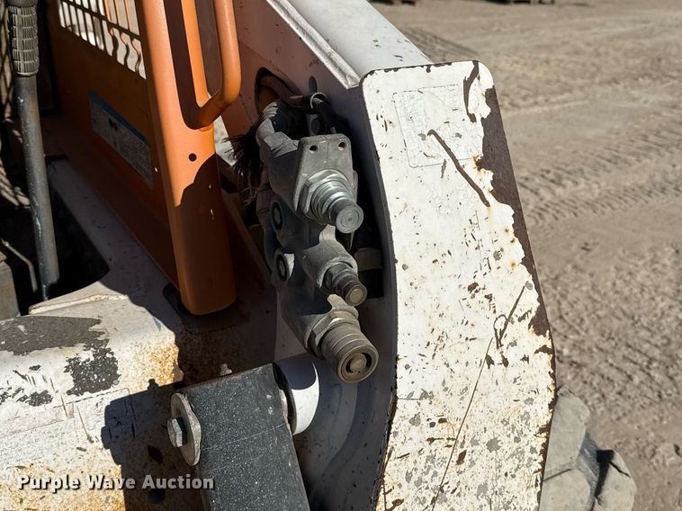 image for item DO2590 2008 Bobcat S300 skid steer loader