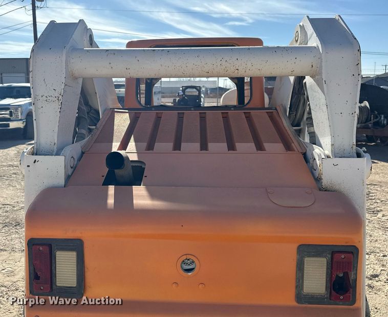 image for item DO2590 2008 Bobcat S300 skid steer loader
