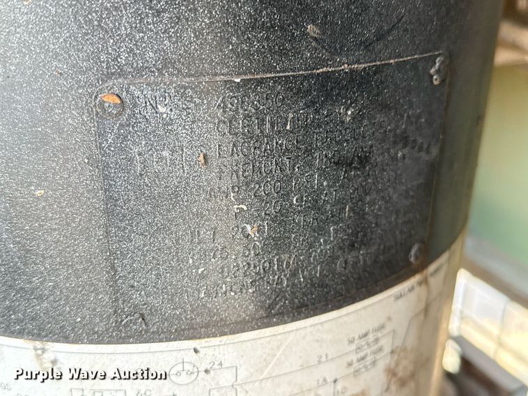 image for item DO2591 2011 Sullair 260 air compressor