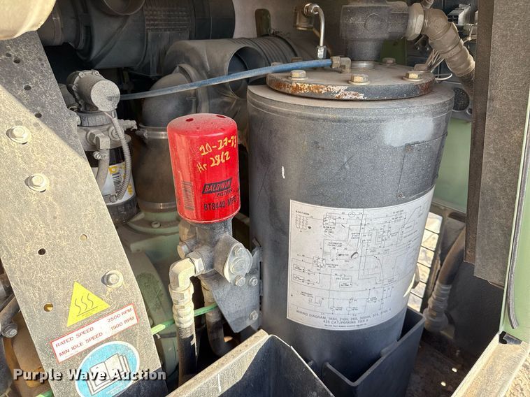 image for item DO2592 2014 Sullair 260 air compressor