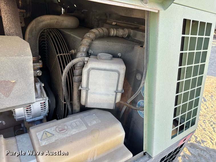 image for item DO2593 2014 Sullair 260 air compressor