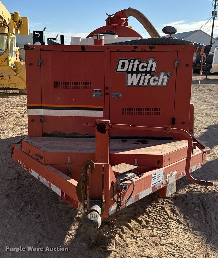 image for item DO2594 2013 Ditch Witch FX30 vacuum excavator