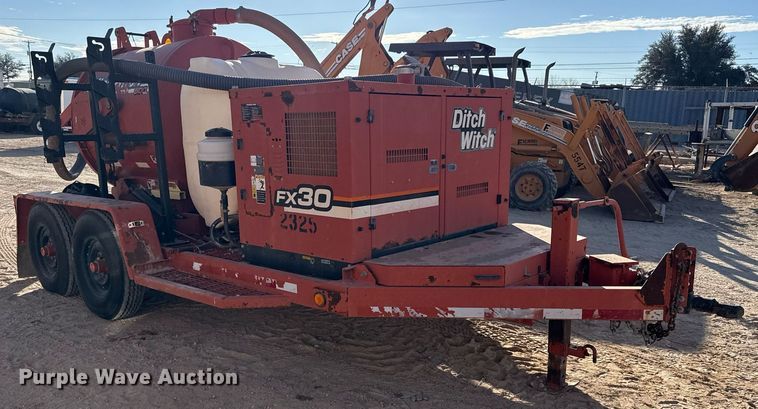 image for item DO2594 2013 Ditch Witch FX30 vacuum excavator