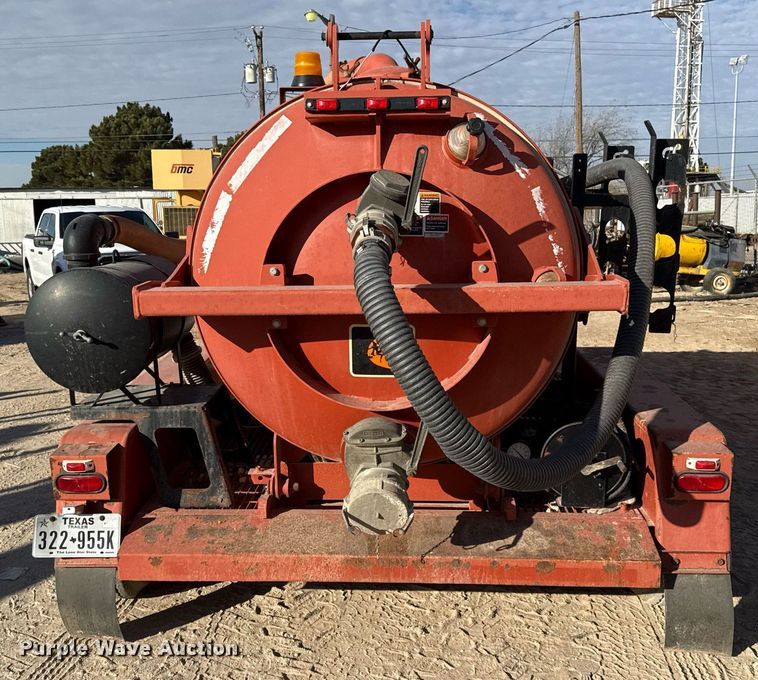 image for item DO2594 2013 Ditch Witch FX30 vacuum excavator