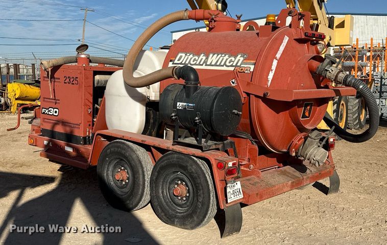 image for item DO2594 2013 Ditch Witch FX30 vacuum excavator
