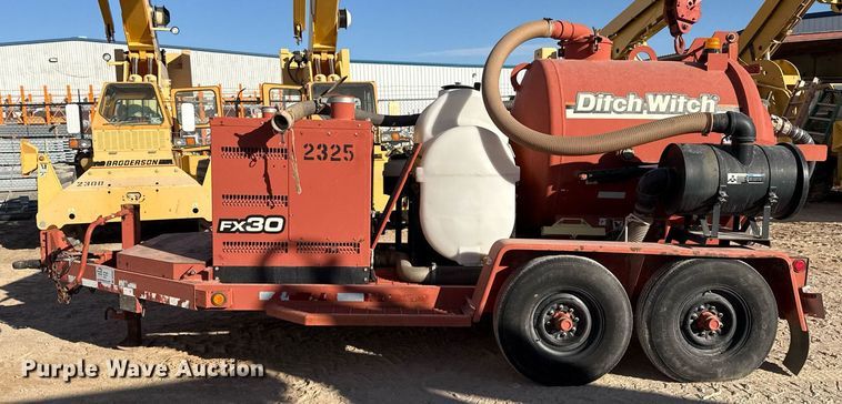 image for item DO2594 2013 Ditch Witch FX30 vacuum excavator