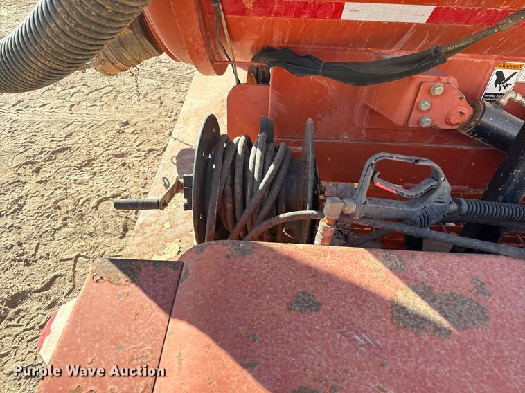 image for item DO2594 2013 Ditch Witch FX30 vacuum excavator