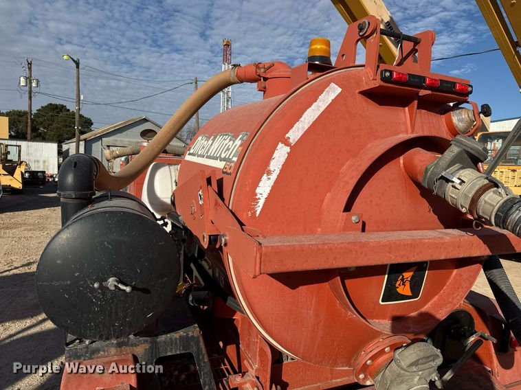 image for item DO2594 2013 Ditch Witch FX30 vacuum excavator