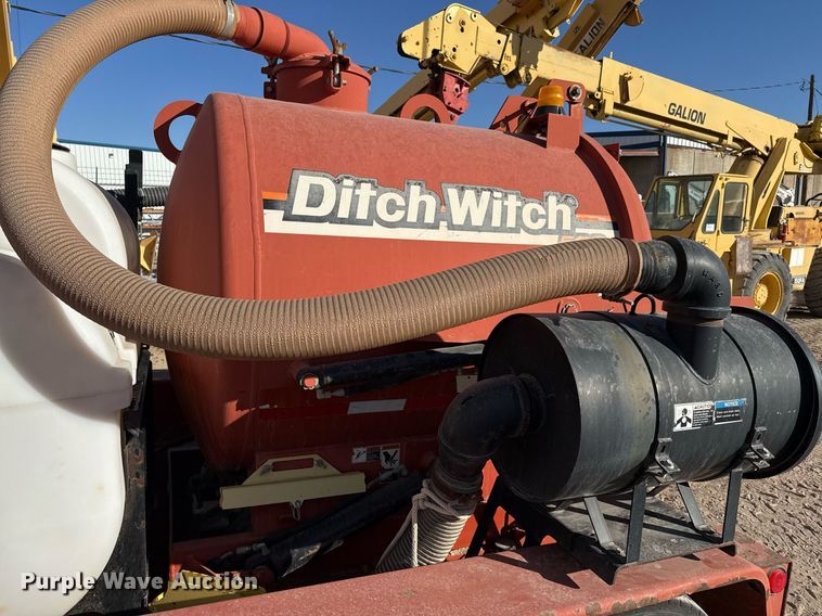image for item DO2594 2013 Ditch Witch FX30 vacuum excavator