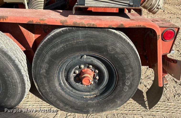 image for item DO2594 2013 Ditch Witch FX30 vacuum excavator