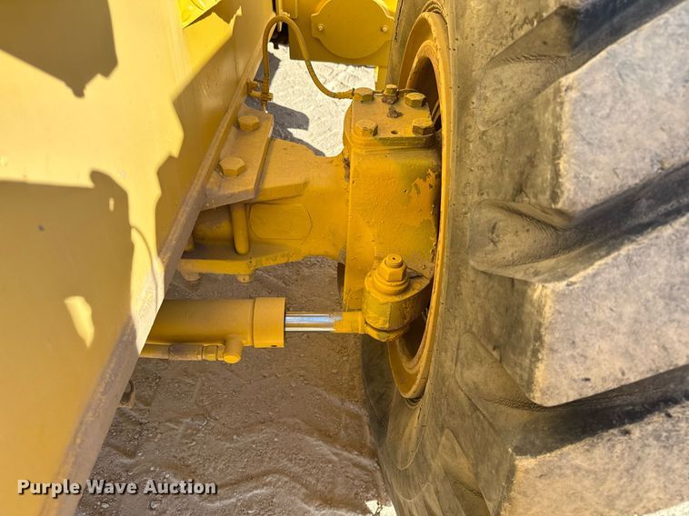 image for item DO2599 1997 Galion 150FA crane