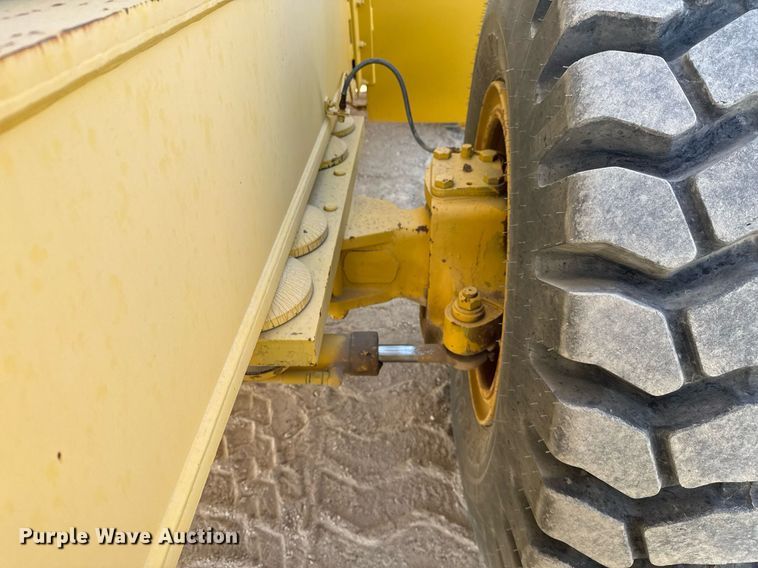 image for item DO2599 1997 Galion 150FA crane