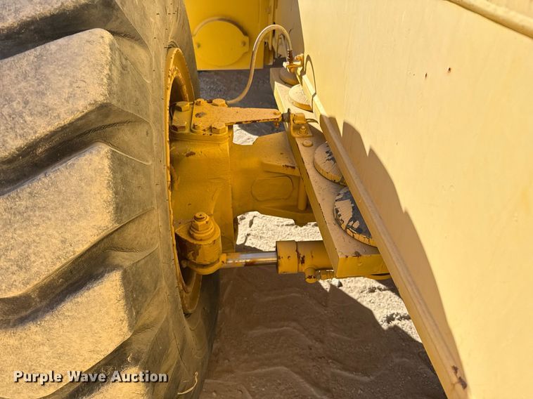 image for item DO2599 1997 Galion 150FA crane