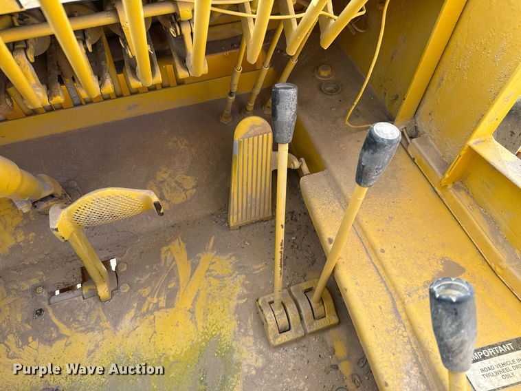 image for item DO2599 1997 Galion 150FA crane