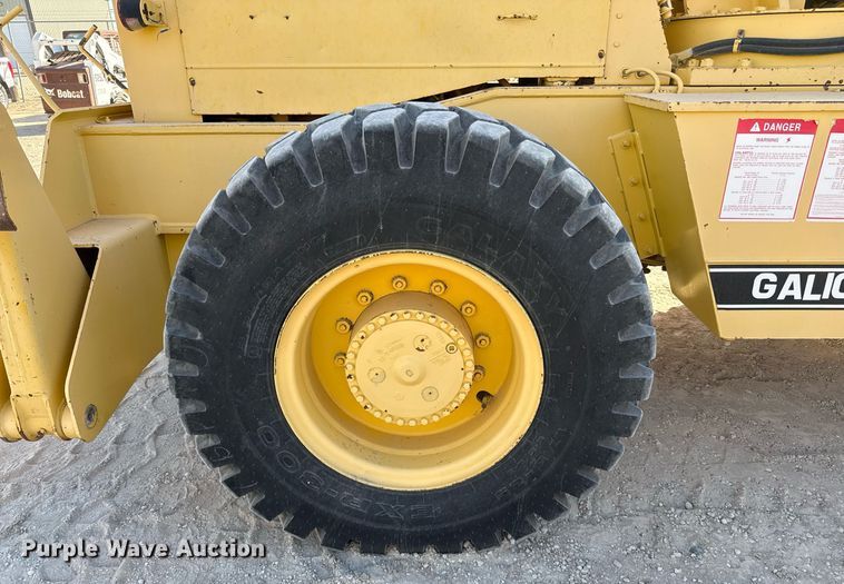 image for item DO2599 1997 Galion 150FA crane