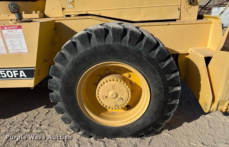 image for item DO2599 1997 Galion 150FA crane