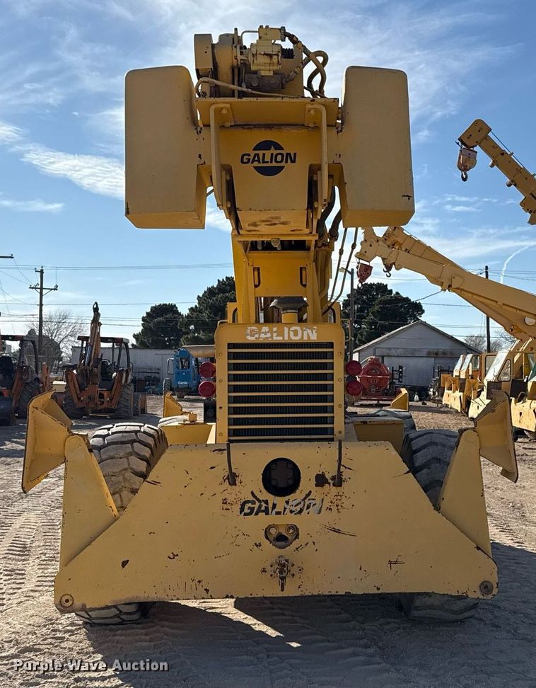 image for item DO2600 Galion 150FA crane