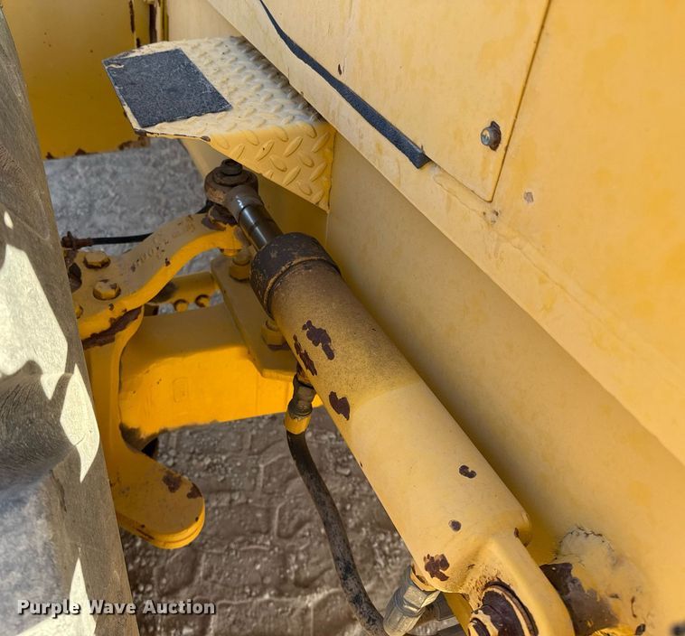 image for item DO2600 Galion 150FA crane