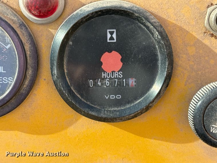 image for item DO2600 Galion 150FA crane