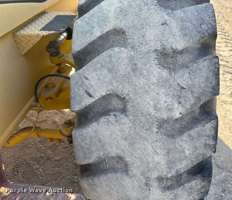 image for item DO2600 Galion 150FA crane