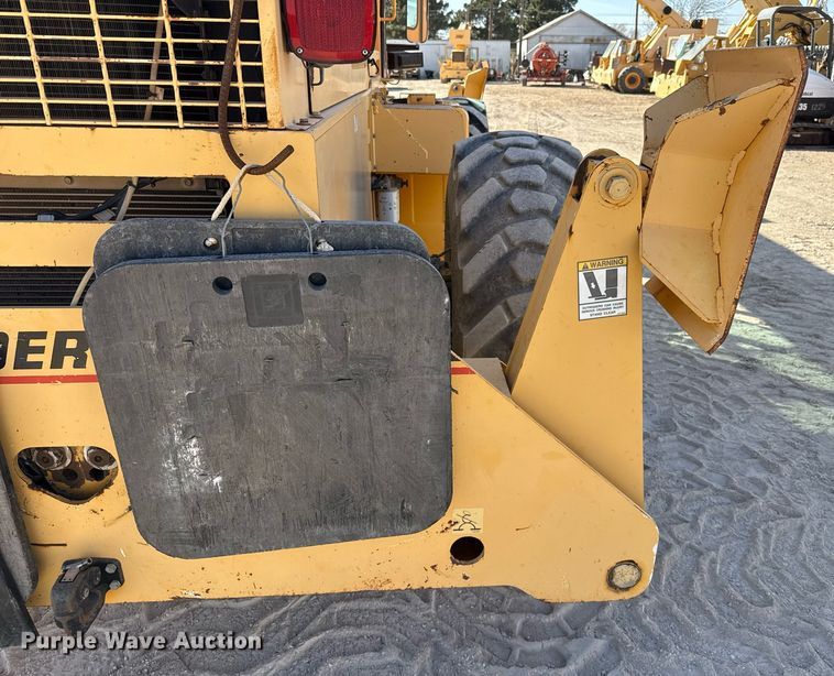 image for item DO2601 2011 Broderson RT-300-2F crane