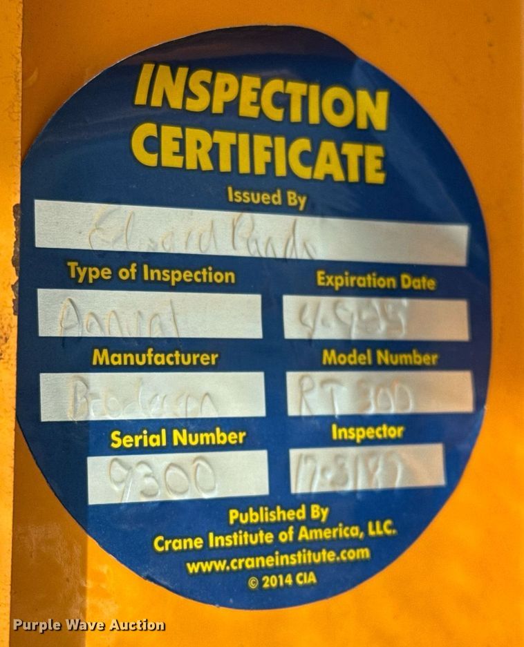 image for item DO2601 2011 Broderson RT-300-2F crane