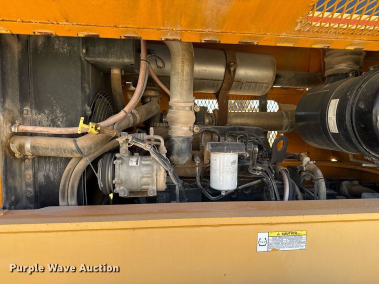 image for item DO2601 2011 Broderson RT-300-2F crane