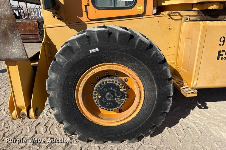 image for item DO2601 2011 Broderson RT-300-2F crane