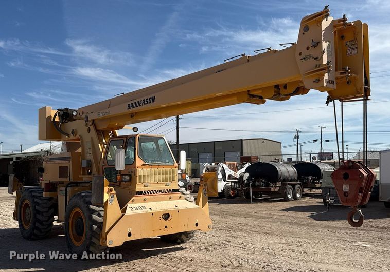 image for item DO2602 2015 Broderson RT-300-2G crane