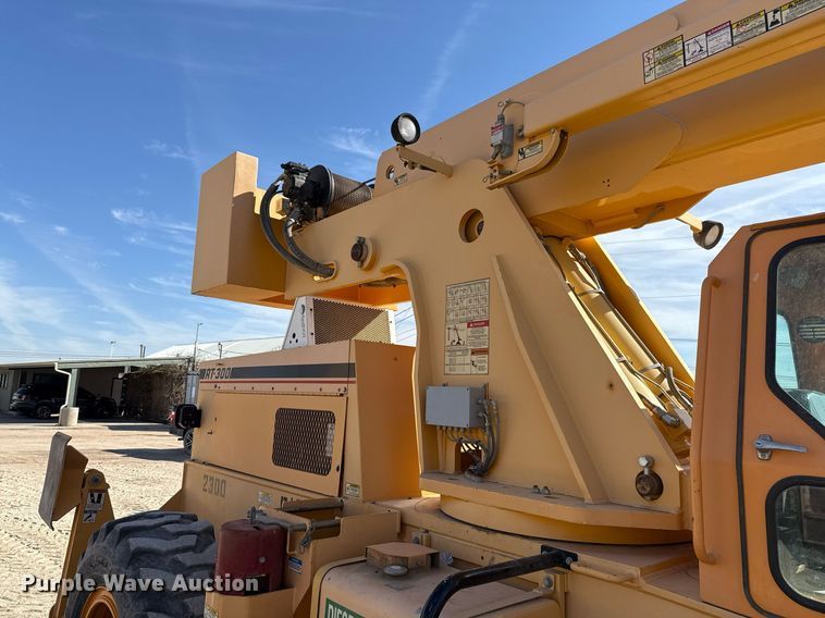 image for item DO2602 2015 Broderson RT-300-2G crane