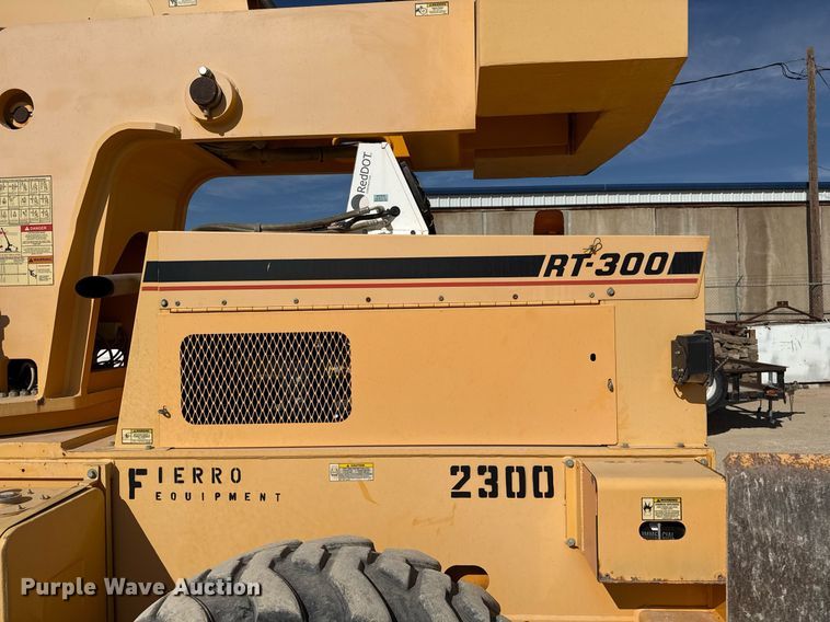 image for item DO2602 2015 Broderson RT-300-2G crane