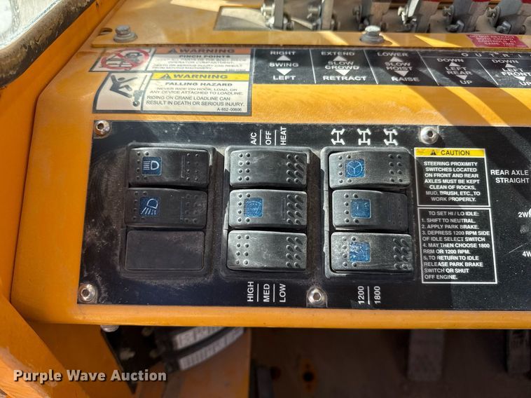 image for item DO2602 2015 Broderson RT-300-2G crane