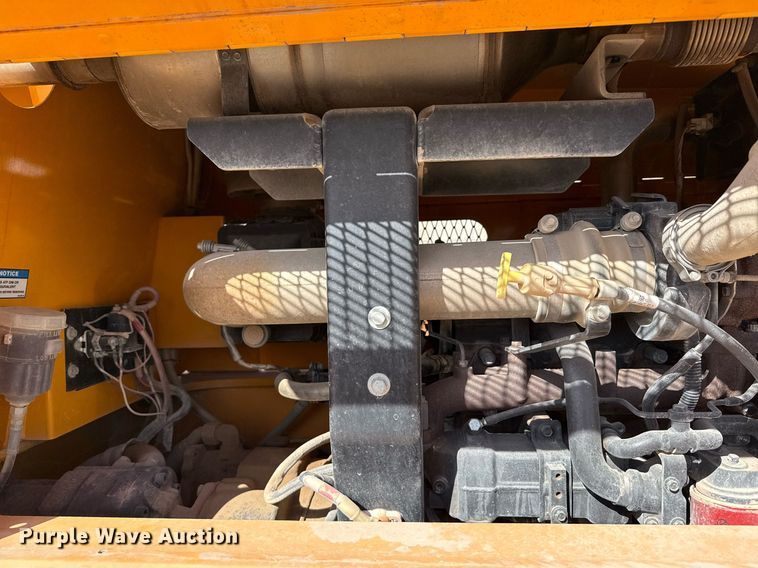 image for item DO2602 2015 Broderson RT-300-2G crane