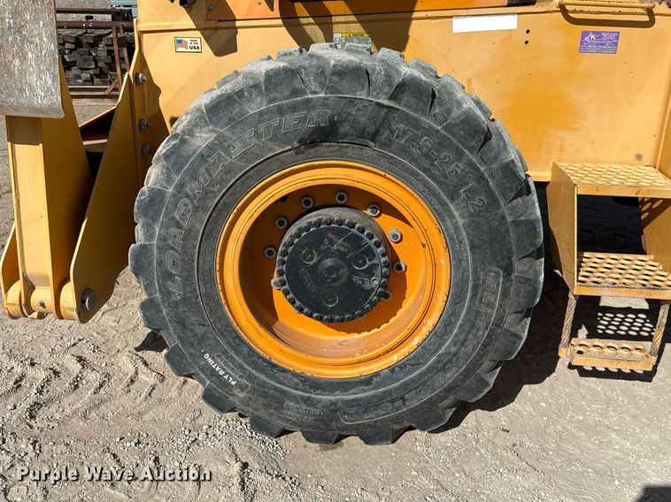 image for item DO2602 2015 Broderson RT-300-2G crane