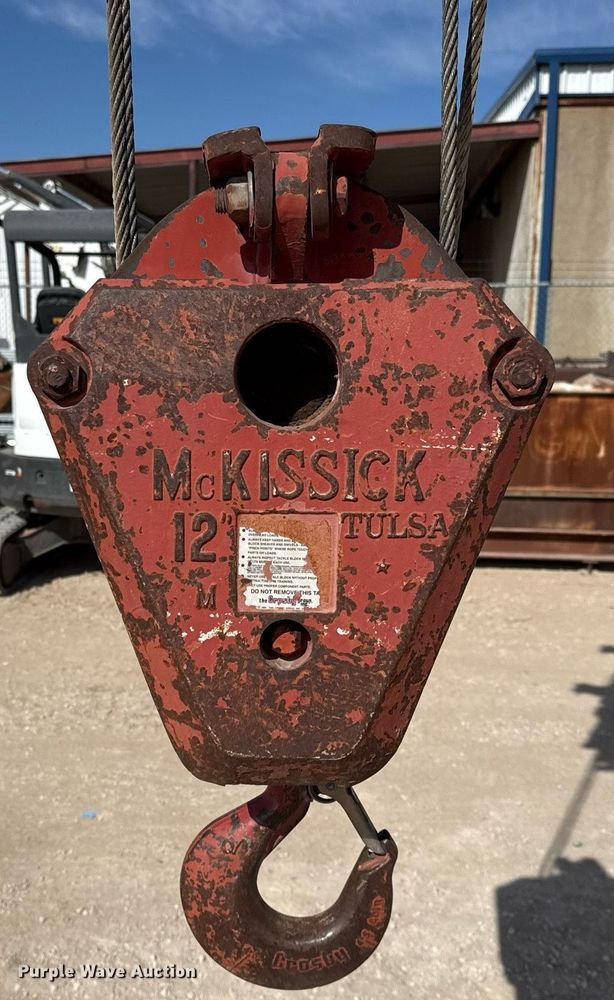 image for item DO2603 2005 Broderson RT-300-2C crane