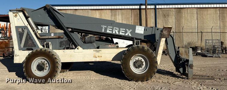 image for item DO2604 Terex TH1006A telehandler
