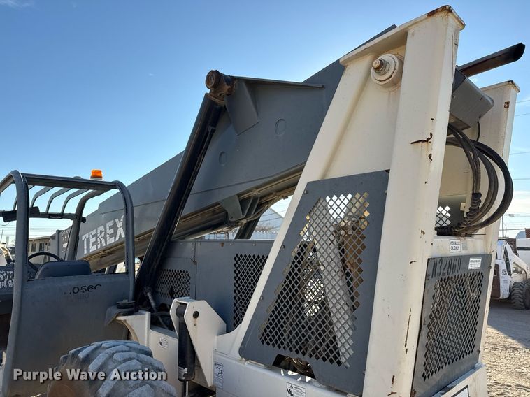 image for item DO2604 Terex TH1006A telehandler